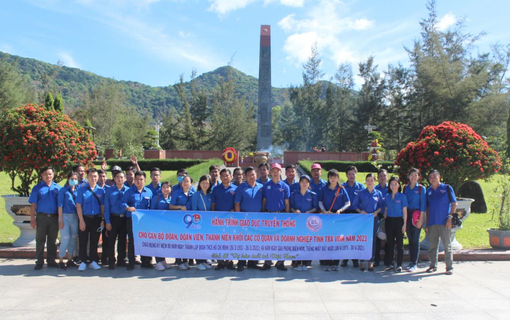 Tuổi trẻ Đoàn khối các cơ quan và doanh nghiệp tỉnh Trà Vinh tổ chức hành trình về nguồn tại Côn Đảo năm 2021