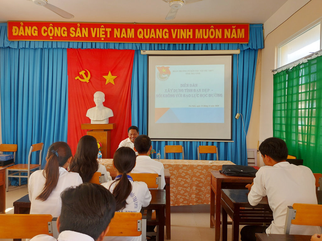 Đoàn trường Phổ thông dân tộc nội trú THPT tổ chức diễn đàn “Xây dựng tình bạn đẹp – Nói không với bạo lực học đường” năm học 2020 – 2021