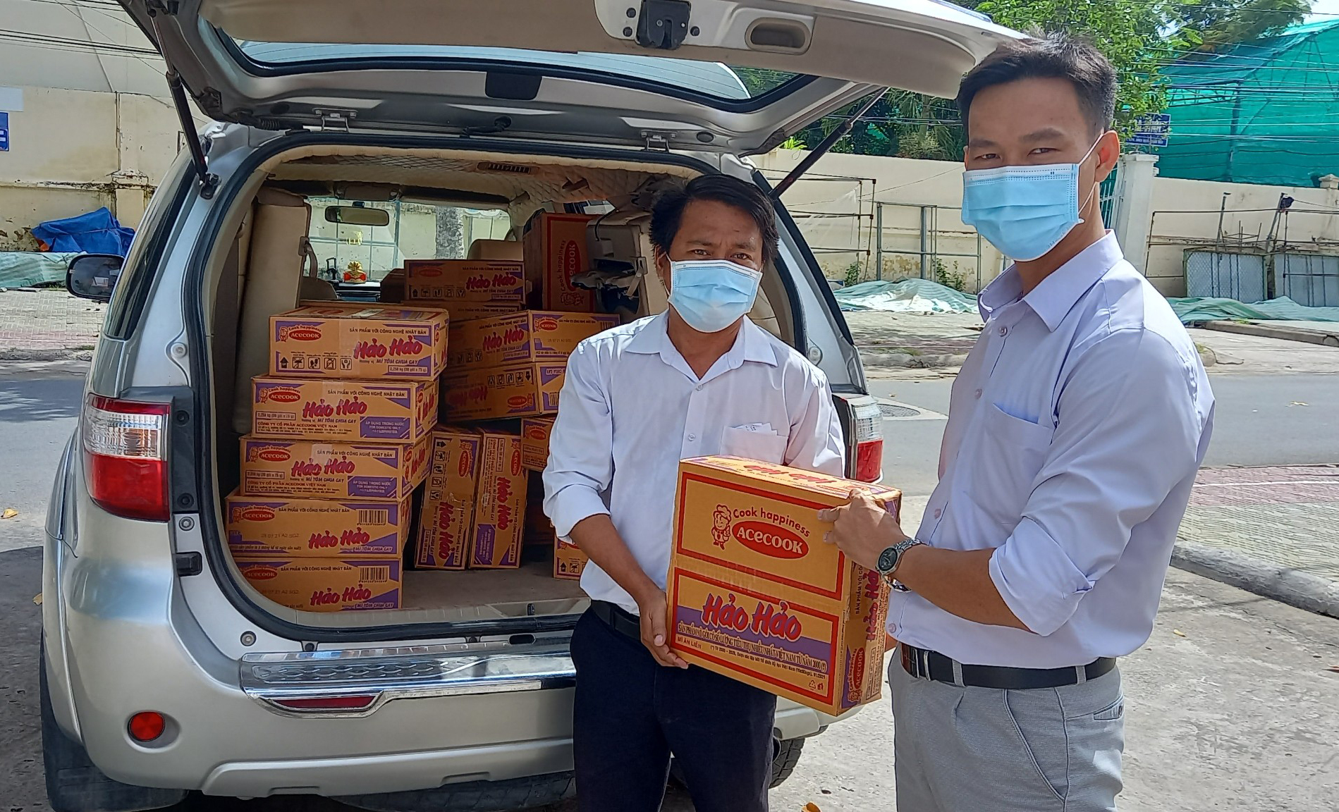 Tuổi trẻ Đoàn khối các cơ quan và doanh nghiệp tỉnh chung tay cùng người dân vượt qua đại dịch