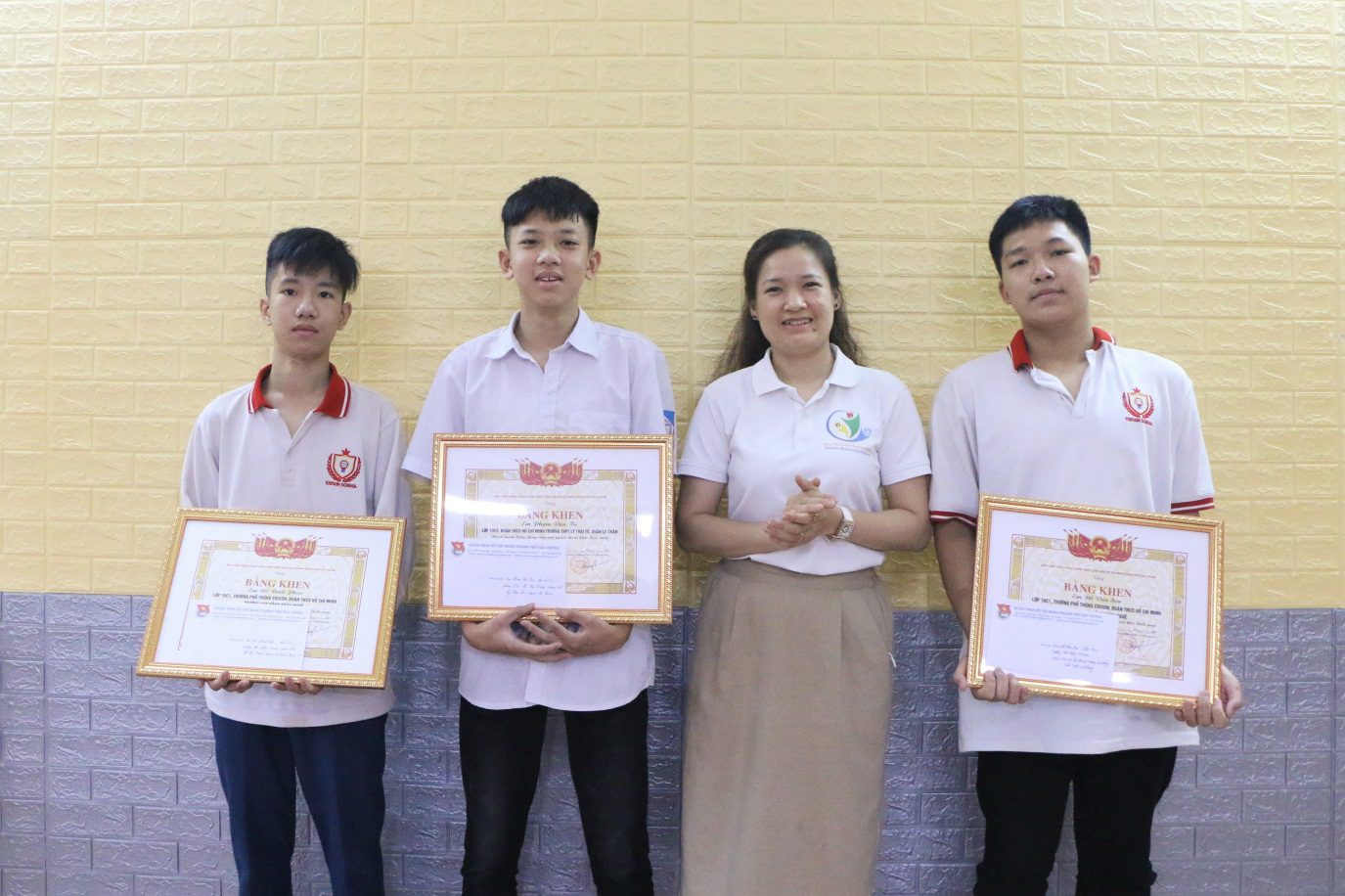 Tuyên dương tấm gương người tốt việc tốt