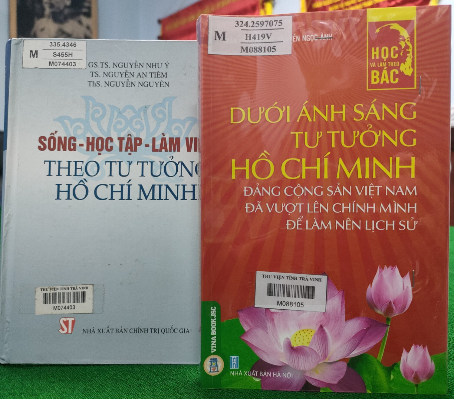 Giới thiệu quyển sách “Dưới ánh sáng tư tưởng Hồ Chí Minh Đảng Cộng sản Việt Nam đã vượt lên chính mình để làm nên lịch sử”