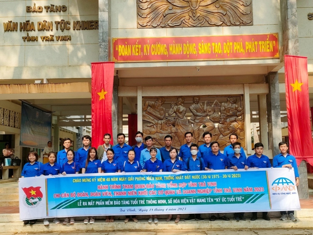Tuổi trẻ Đoàn khối tổ chức hành trình đến với bảo tàng, chào mừng kỷ niệm 48 năm ngày giải phóng Miền Nam, thống nhất đất nước (30/4/1975 – 30/4/2023)