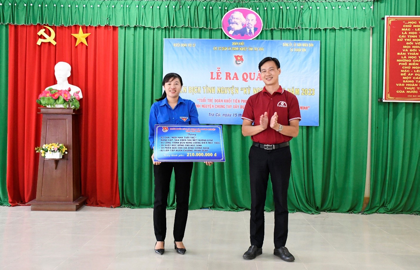 Đoàn khối ra quân chiến dịch tình nguyện “Kỳ nghỉ hồng” năm 2023