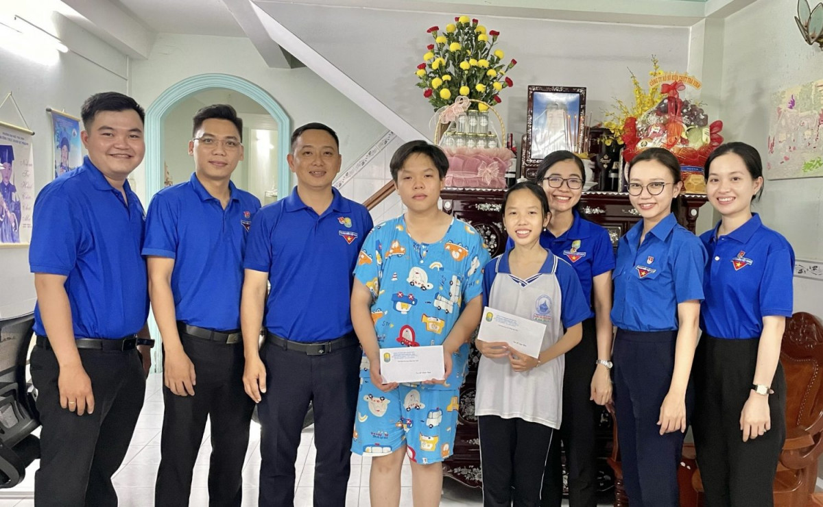 Chi đoàn Công ty TNHH MTV Xổ số kiến thiết Trà Vinh thực hiện nhiều công trình phần việc trong tháng thanh niên 2024