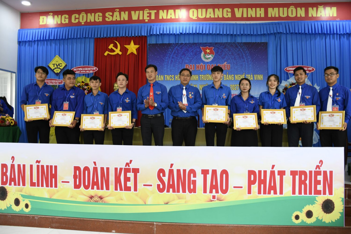 Đồng chí Nguyễn Chí Linh được Đại hội tín nhiệm bầu giữ chức Bí thư Đoàn trường Cao đẳng Nghề, nhiệm kỳ 2024 – 2027